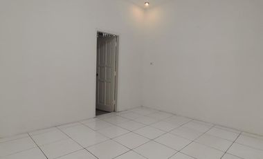 Dijual/Disewakan Rumah Mewah Siap Huni Di Pulo Asem Rawamangun  Jakarta Timur