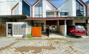 HUNIAN ASIK 2 LANTAI DI DI KAWASAN CANDI PRAMBANAN