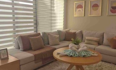 Se renta hermosa casa amueblada