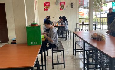 Dijual Tanah Berikut Bangunan di Depan Jalan Raya Ciater Barat BSD