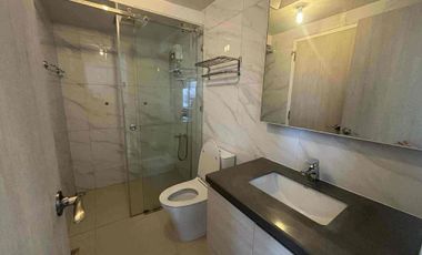 Awesome Seaview 2BR in Mandani Bay for sale or rent.