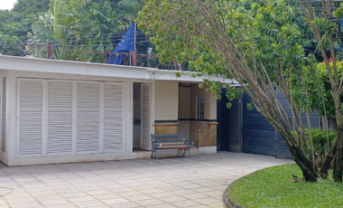 FOR RENT Rumah Mewah di Selong Kebayoran Baru