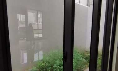 Rumah 2lt luas 6x14 84m 2KT Cluster Sentarum Asya JGC Jakarta Garden City