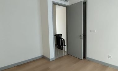 Rumah 2lt luas 6x14 84m 2KT Cluster Sentarum Asya JGC Jakarta Garden City