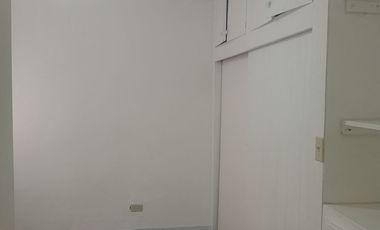 Renta de casa en Ampliación Guaycura, cerca a Macro Plaza, Fácil acceso a Blvd. Insurgentes y vía rápida. De todo en la zona.