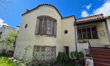 Casa Para Remodelar En Zona Residencial, Ñuñoa