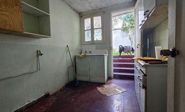 Casa Para Remodelar En Zona Residencial, Ñuñoa