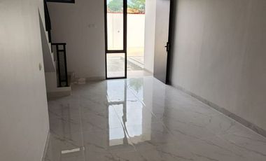 Rumah 2 Lantai Dekat Tol Jatiasih