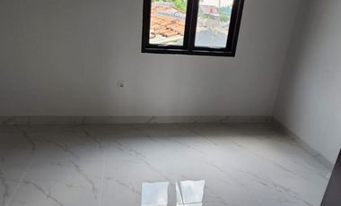 Rumah 2 Lantai Dekat Tol Jatiasih