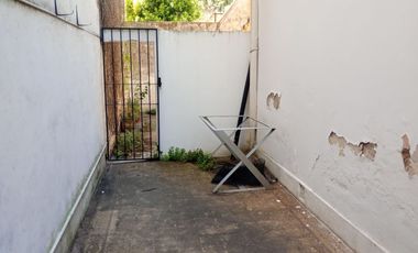 Local Casa Uso Comercial Alquiler Ramos Mejia