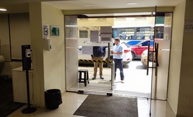 ARRIENDO LOCAL COMERCIAL PLANTA LIBRE Y SEGUNDO NIVEL