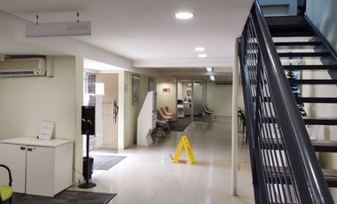 ARRIENDO LOCAL COMERCIAL PLANTA LIBRE Y SEGUNDO NIVEL