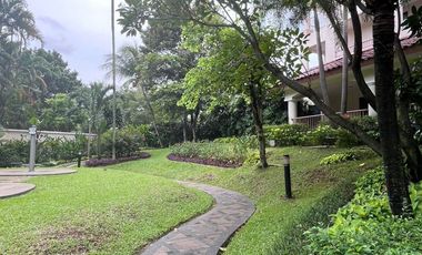 Disewakan 3BR Apartemen Bukit Golf Pondok Indah – Fully Furnished, Lokasi Premium