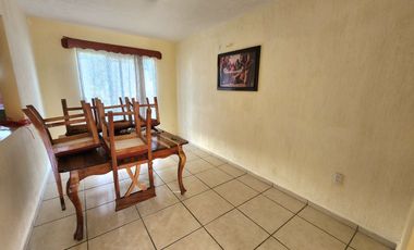 En RENTA Casa Amueblada con Alberca en Puente Moreno