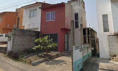 CASA DE RECUPERACIÓN BANCARIA EN CALLE HACIENDA MILPA ALTA, FRACC. COSTA DORADA, VERACRUZ. ¡NO SE ACEPTAN CRÉDITOS!