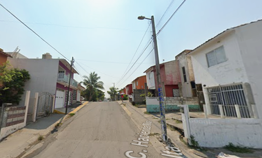 CASA DE RECUPERACIÓN BANCARIA EN CALLE HACIENDA MILPA ALTA, FRACC. COSTA DORADA, VERACRUZ. ¡NO SE ACEPTAN CRÉDITOS!