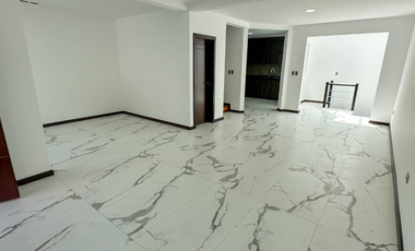 🏡 Casa moderna en venta – Sector Racar, Cuenca