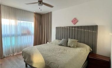 CASA EN RENTA EN CUMBRES