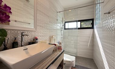 A five bedroom house for sale in Hang Dong, Chiang Mai