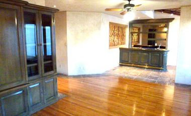 Lomas de Vista Hermosa, Preciosa casa colonial mexicano en calle cerrada