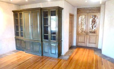 Lomas de Vista Hermosa, Preciosa casa colonial mexicano en calle cerrada