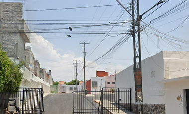 CASA DE RECUPERACIÓN BANCARIA EN CTO SIERRA MORENA, FRACC LA LOMA IX, QUERETARO. ¡NO SE ACEPTAN CRÉDITOS!