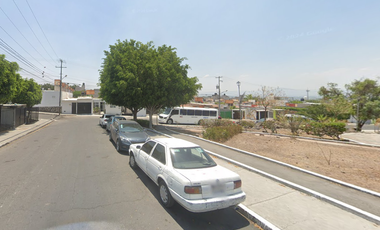 CASA DE RECUPERACIÓN BANCARIA EN CTO SIERRA MORENA, FRACC LA LOMA IX, QUERETARO. ¡NO SE ACEPTAN CRÉDITOS!