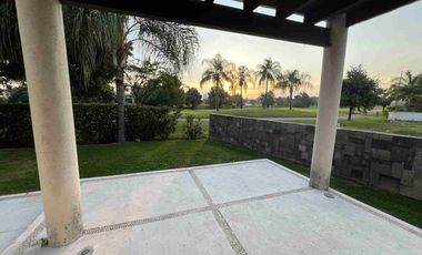 Renta de Casa con Vista al Campo de Golf