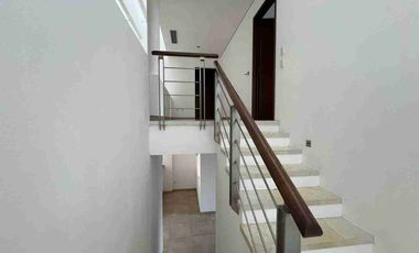 Renta de Casa con Vista al Campo de Golf