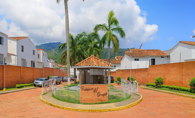 ARRIENDO CASA LAGOS DEL CACIQUE
