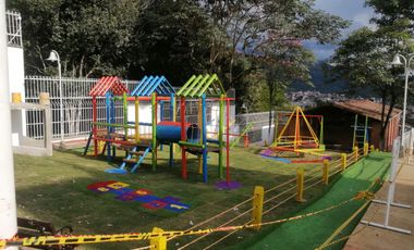 ARRIENDO CASA LAGOS DEL CACIQUE