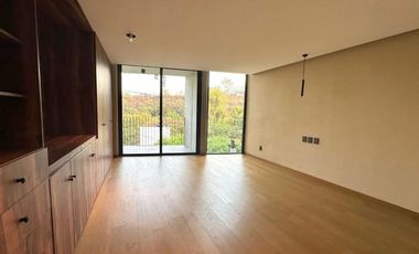 LOMAS DE VISTA HERMOSA, CASA EN VENTA PARA ESTRENAR EN CALLE CERRADA