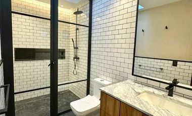 LOMAS DE VISTA HERMOSA, CASA EN VENTA PARA ESTRENAR EN CALLE CERRADA