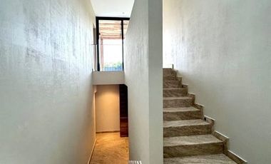 LOMAS DE VISTA HERMOSA, CASA EN VENTA PARA ESTRENAR EN CALLE CERRADA