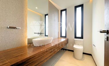 CASA MODERNA EN RENTA TUMBACO