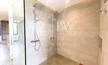 CASA MODERNA EN RENTA TUMBACO