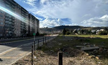 SE VENDE LOTE USO MIXTO SOBRE LA AV UNIVERSITARIA TUNJA
