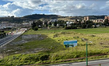 SE VENDE LOTE USO MIXTO SOBRE LA AV UNIVERSITARIA TUNJA