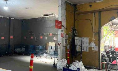Disewakan Gudang ex Expedisi di pinggir jalan utama Harapan Indah Bekasi