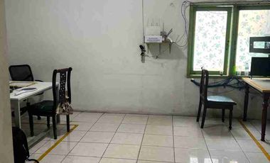 Disewakan Gudang ex Expedisi di pinggir jalan utama Harapan Indah Bekasi