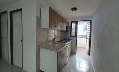 Departamento en renta en Jardines del Sur, cercano a tren ligero