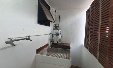 Departamento en renta en Jardines del Sur, cercano a tren ligero