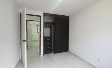 Departamento en renta en Jardines del Sur, cercano a tren ligero