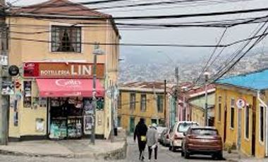 SE VENDE TERRENO EN SECTOR ADUANILLA DE VALPARAISO