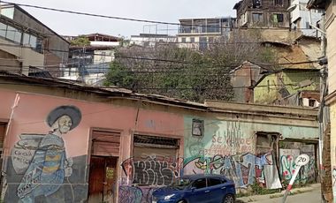 SE VENDE TERRENO EN SECTOR ADUANILLA DE VALPARAISO
