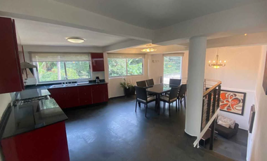 Casa amueblada en renta, zona céntrica.