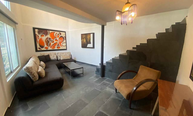 Casa amueblada en renta, zona céntrica.