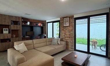 Casa en venta en Loja sector Las Zarzas