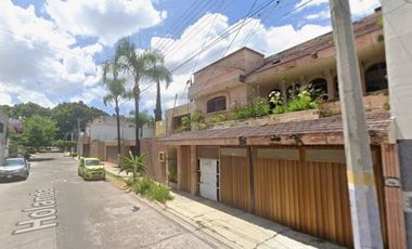 Casa en venta en los laureles michoacan