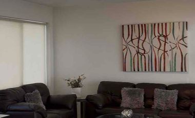 Hermosa Casa en Renta – Lomas de Gran Jardín (AMUEBLADA) 3 recámaras con baño completo, terraza, jardín, cuarto de servicio